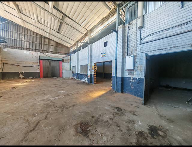 820M² WAREHOUSE FOR SALE IN BOOYSENS RESERVE
